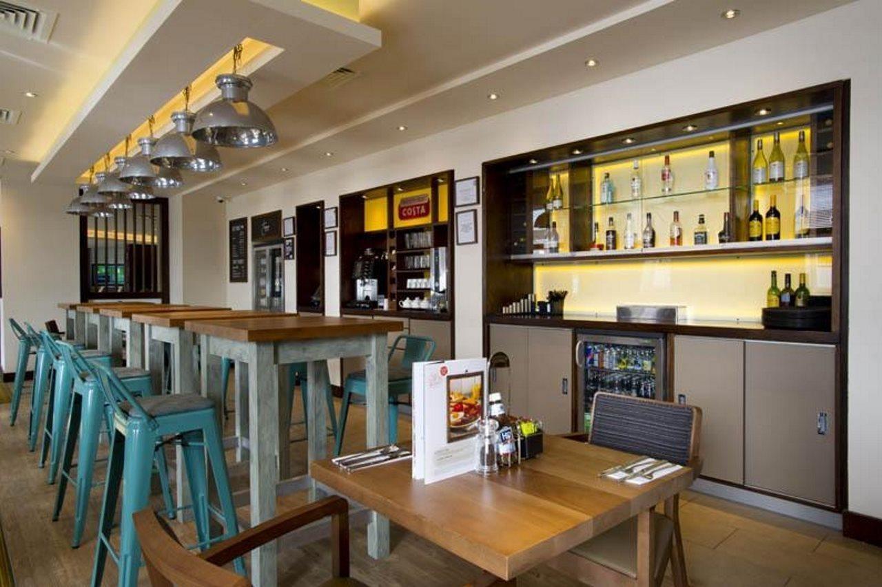 Premier Inn Perth City Centre Exteriör bild