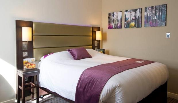 Premier Inn Perth City Centre Exteriör bild